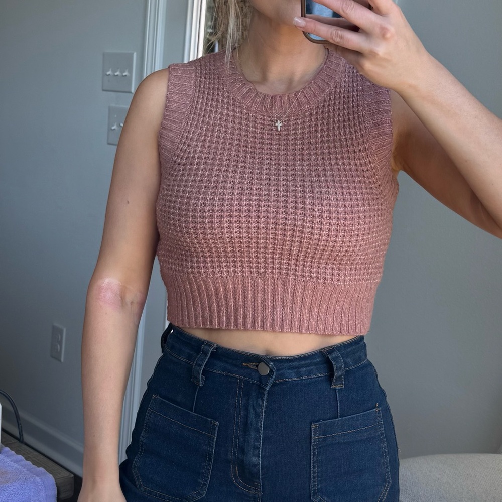 Sleeveless Cropped Knit Tank Top in Dusty Rose - Picture 10 of 11